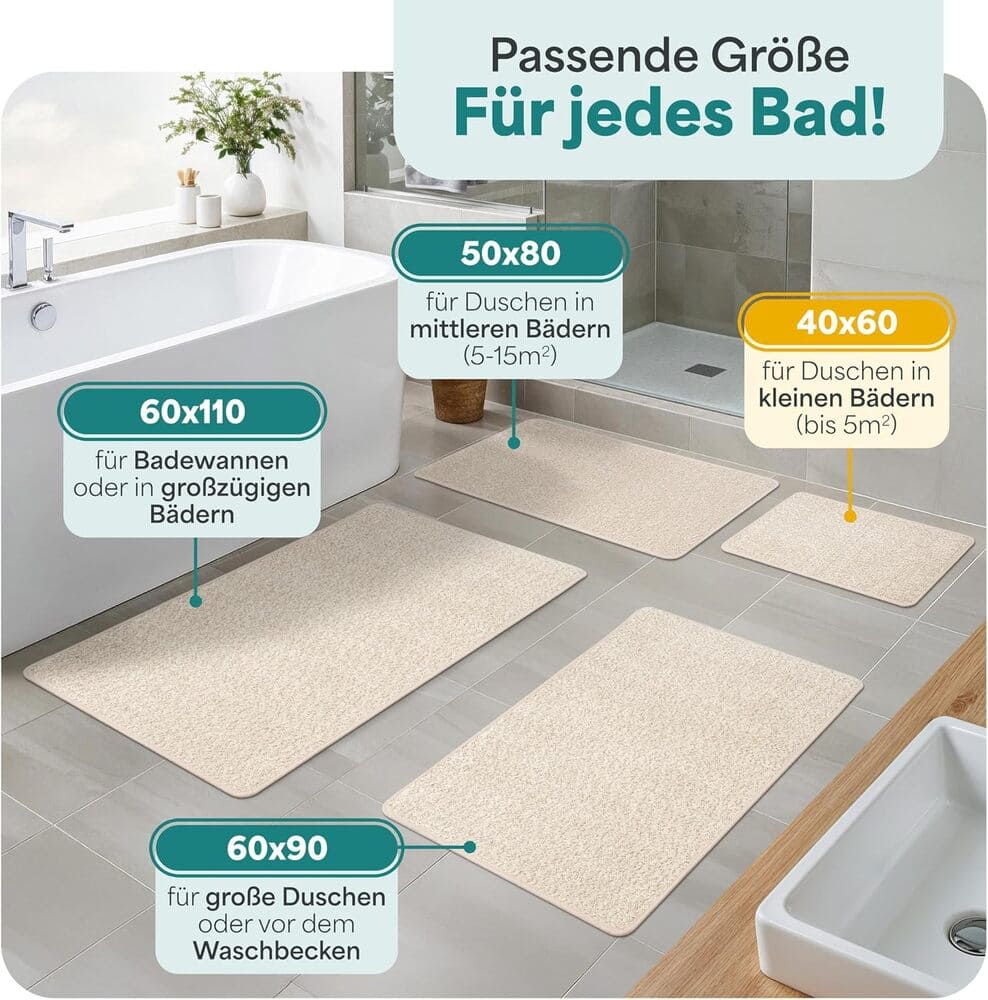 Verschiedene Groessen beiger Badematten im Badezimmer gezeigt, passend fuer Dusche, Wanne und kleine bis grosse Raeume zur optimalen Badgestaltung