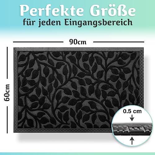 Die schwarze Fußmatte in 90x60 cm mit einer Höhe von 0,5 cm passt ideal in jeden Eingangsbereich und bietet eine flache, praktische Bauweise.
