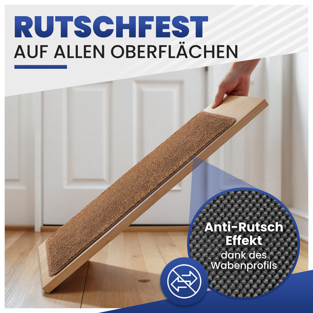 Braune Fußmatte auf schräg gehaltenem Brett, Anti-Rutsch-Wabenprofil im Detail, Text „Rutschfest auf allen Oberflächen“