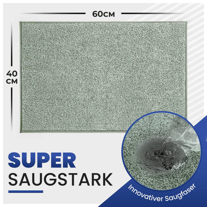 Grüne Fußmatte mit Maßen 40 x 60 cm und Nahaufnahme von Wasser, das einsickert, Text: Super saugstark