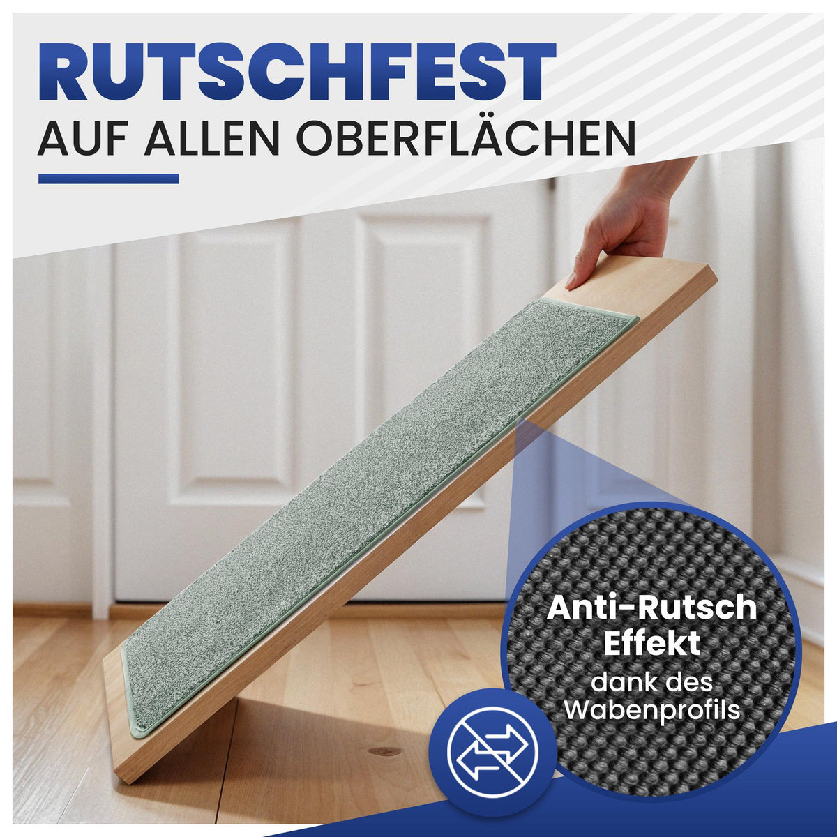Grüne Fußmatte auf schräg gehaltenem Holzbrett, Nahaufnahme der Wabenunterseite, Text: Rutschfest auf allen Oberflächen