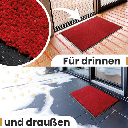 Rote Fußmatte als Nahaufnahme, im Innenbereich auf Parkett und draußen im Schnee, Text: Für drinnen und draußen