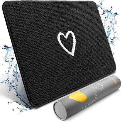 schwarze rutschfeste fussmatte fuer innen mit weissem herzmotiv von bodenstaendig saugfaehig schnell trocknend und gegen wasser geeignet