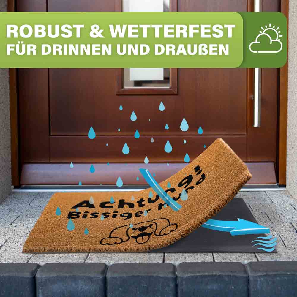Kokos fussmatte mit aufdruck Achtung bissiger Hund vor einer haustuer, wetterfest und robust gegen regen, ideal fuer drinnen und draussen