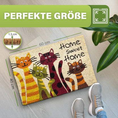 Kokos Fußmatte Home Sweet Home mit vier bunten Katzen auf dem Boden, Maße 40 x 60 cm, Dicke 1,5 cm
