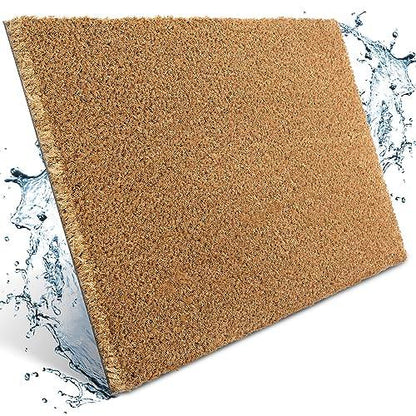 Die robuste, naturfarbene Kokos-Fußmatte ohne Motiv ist schmutzabweisend und widersteht Wasser und Nässe.